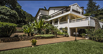 Belavie House & Resort Karen 
