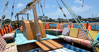 Coral Spirit Cottages & Restaurant