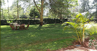 Dea's Garden Nairobi Guest House