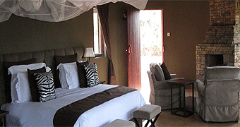Emakoko Nairobi Wildlife Lodge 