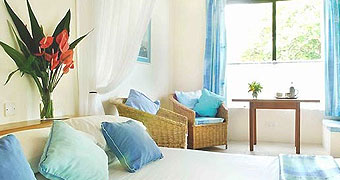 Flamboyant Beachfront House 