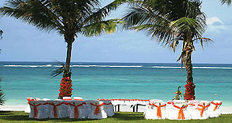 Flamboyant Beachfront House 