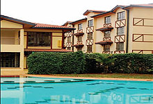Hillpark Hotel Nairobi Swimming Pool
