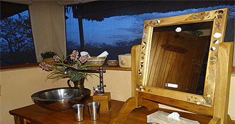 Ikweta Safari Camp