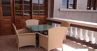 Lake Nakuru Flamingo Lodge