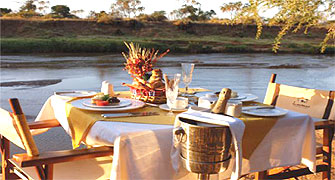 Larsens Camp Samburu 