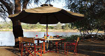 Loyk Tsavo Camp 