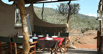 Maji Moto Eco Camp - Maasai Mara 