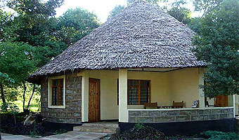 Mara Hippo Safari Lodge 