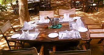 Ndololo Safari Camp