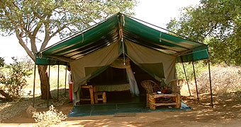 Ndololo Safari Camp