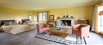 Sabyinyo Silverback Lodge