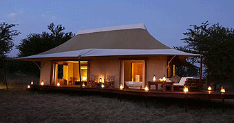 Sayari Camp Mara River 