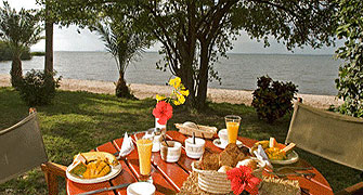 Speke Bay Lodge