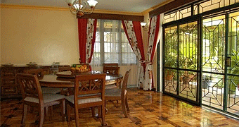 Villa Serena Holiday Home 
