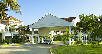 Sarova Whitesands Beach Resort